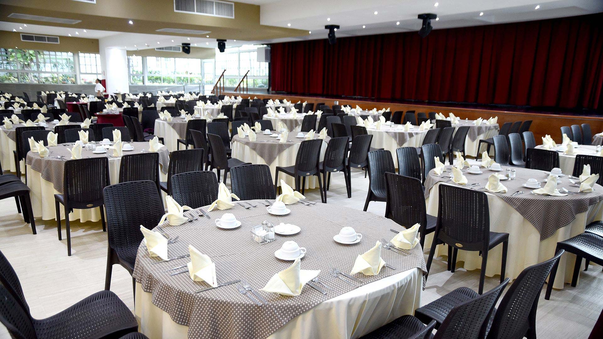 Meeting space with dining tables and chairs